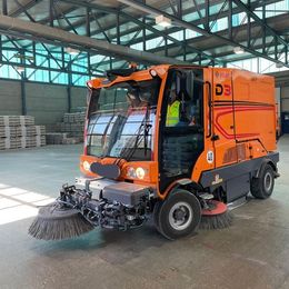 Balayeuse Dulevo D3 Euro 6c à louer Balayeuse à louer