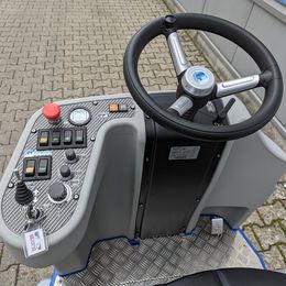 Autolaveuse autoportée à louer