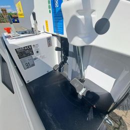 Balayeuse aspirateur autoportée à louer