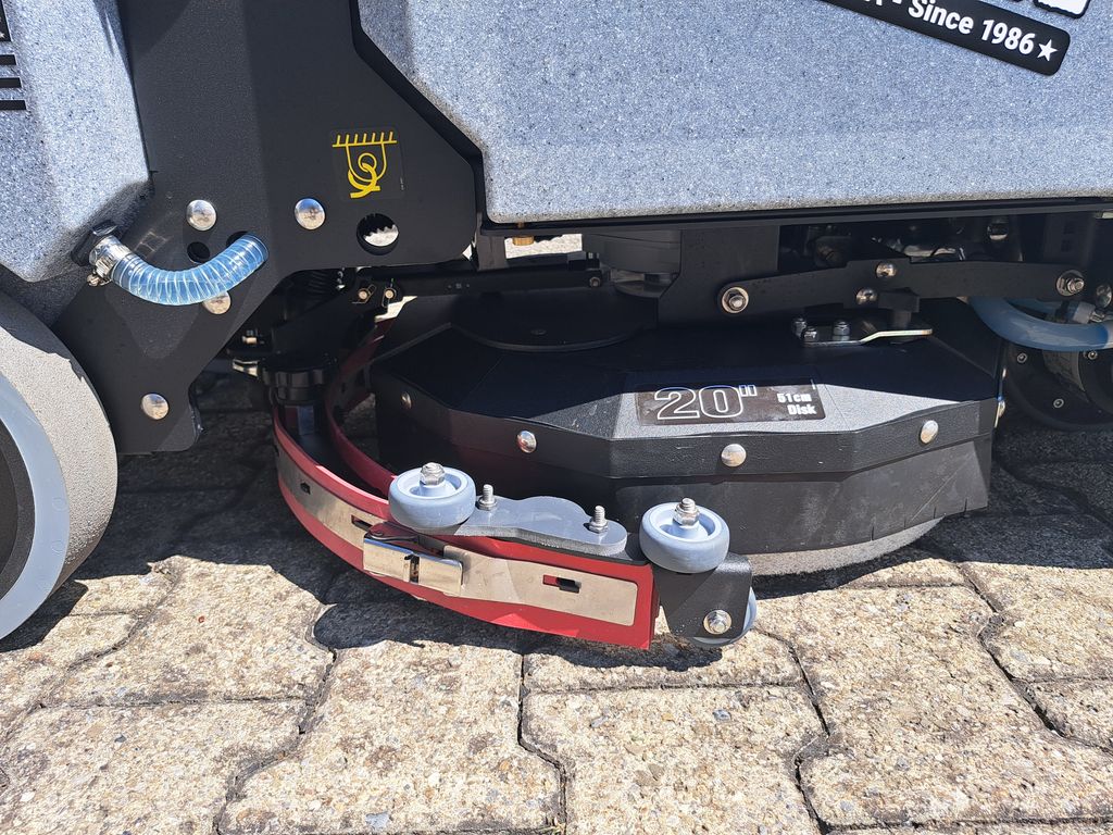 Autolaveuse Tomcat Rival à louer Autolaveuse à louer