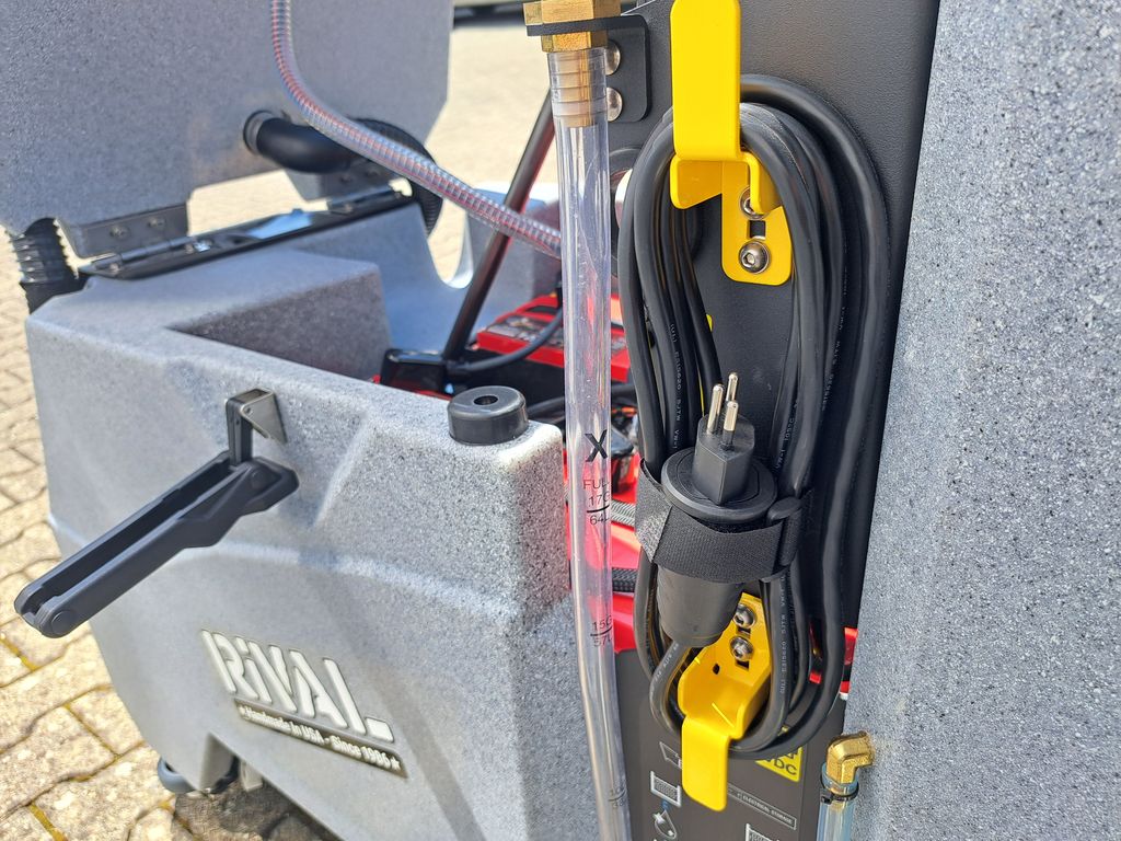 Autolaveuse Tomcat Rival à louer Autolaveuse à louer