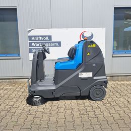 Balayeuse aspirateur autoportée à louer