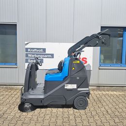Balayeuse aspirateur autoportée à louer